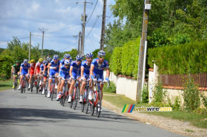 L'equipe FDJ.fr en tete du peloton (266x)