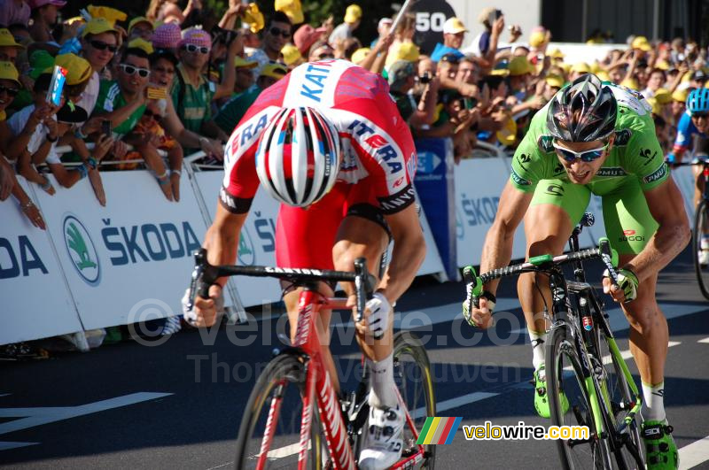 Peter Sagan (Cannondale) a cote d'Alexander Kristoff (Katusha)