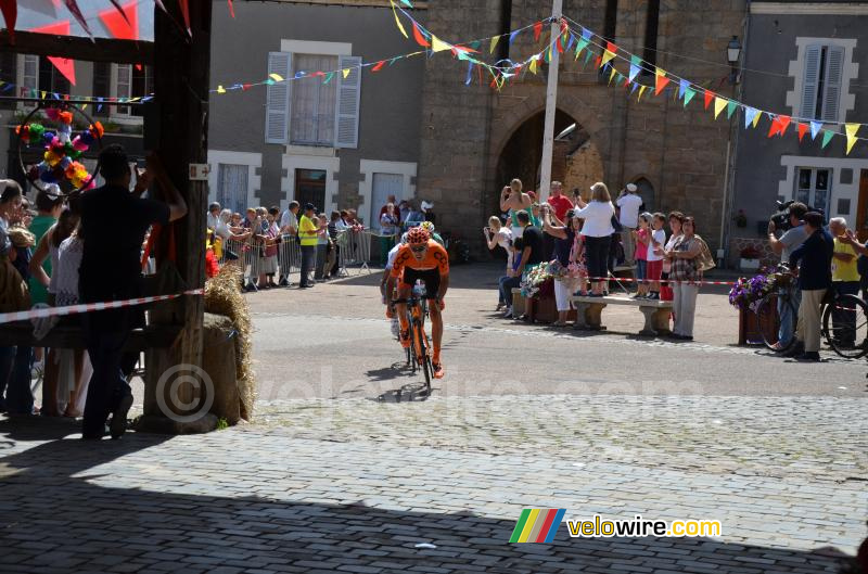 De kopgroep rijdt richting de 