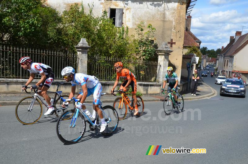 Le groupe de tete a Saint-Chartier