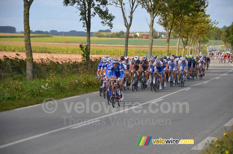 L'equipe FDJ.fr en tete du peloton a Hinges