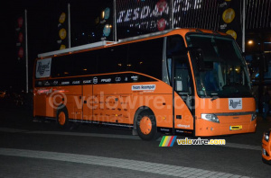 The bus of Team Roompot (2) (530x)