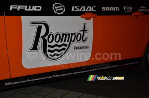 The Dutch anthem on Team Roompot's car (491x)