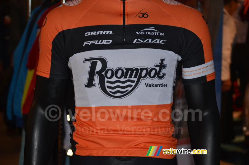 The shirt of Team Roompot