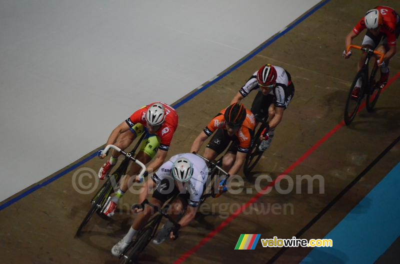 Iljo Keisse sprinting against Michael Morkov