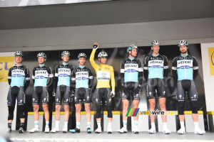 The Etixx-QuickStep team (453x)
