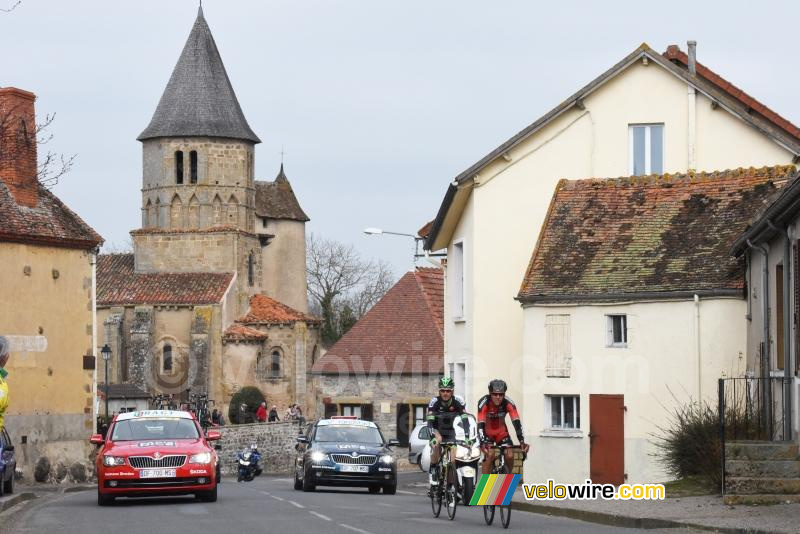 Philippe Gilbert (BMC) & Florian Vachon (Bretagne-Séché) in Chappes