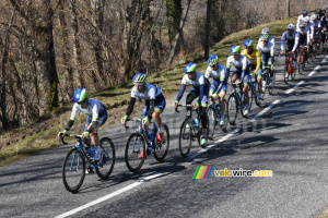 The Orica-GreenEDGE team leads the peloton on the col du Beau Louis (537x)