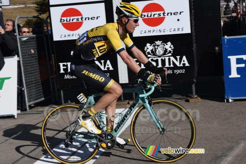 Wilco Kelderman (LottoNL-Jumbo), aan de finish