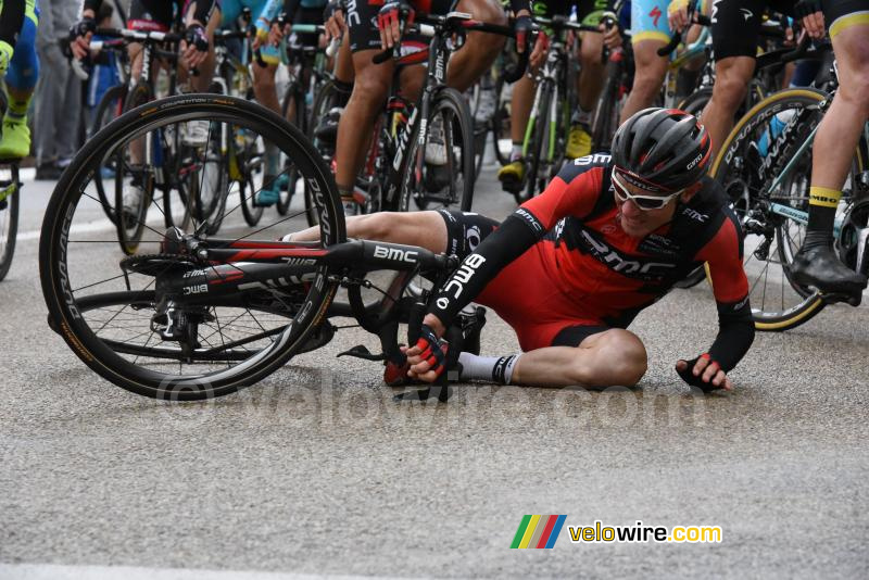 Chute de Tejay van Garderen (BMC)