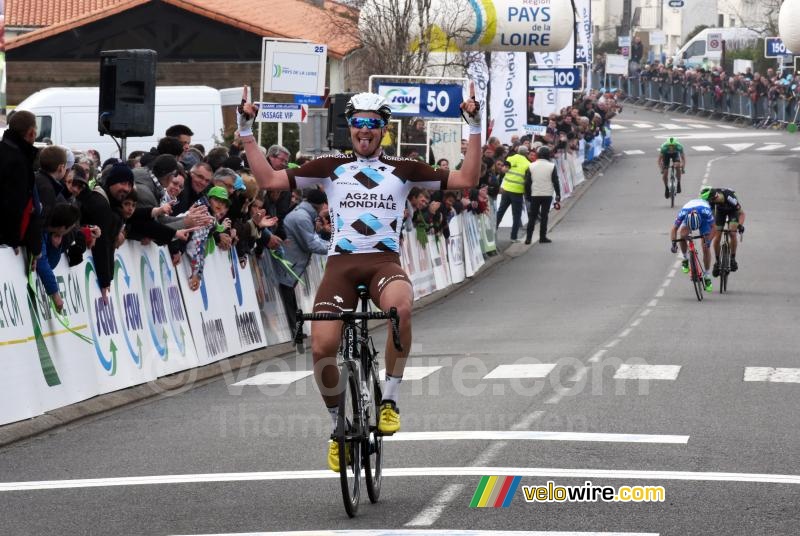 Alexis Gougeard (AG2R La Mondiale) wins the Classic Loire Atlantique