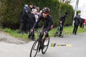 Linus Gerdemann (Cult Energy Pro Cycling), first on the Côte du Cimétière (470x)