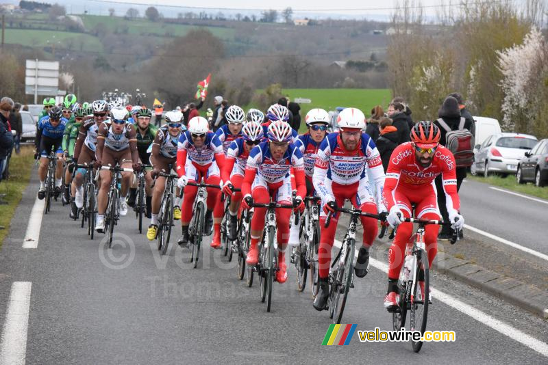 Geoffrey Soupe still leading the chasers at the Côte de la Croix Baron