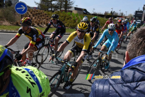 Le peloton à Saint-Quentin (2) (334x)