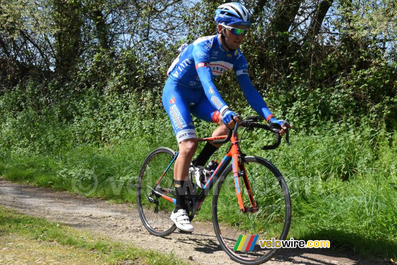 Jerome Baugnies (Wanty-Groupe Gobert) on the ribin in Milizac