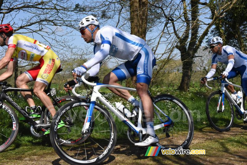 Nicolas Lefrançois (Team Novo Nordisk) dans le ribin à Ploudaniel