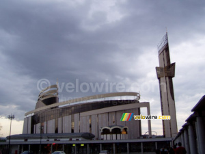 A very modern church in Krakow (546x)
