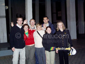 [Wieliczka salt mine] Group picture with our guide (250x)
