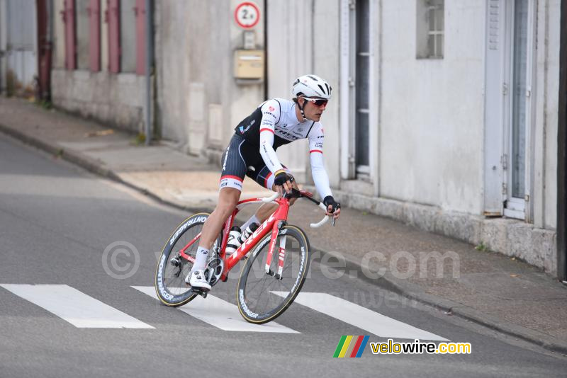 Jasper Stuyven (Trek Factory Racing) in Cloyes-sur-le-Loire