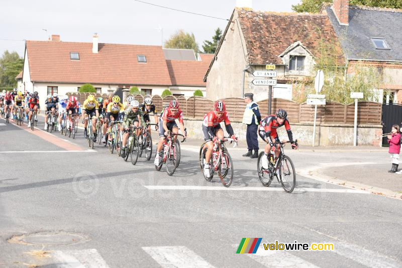 Le groupe de tête à Crucheray