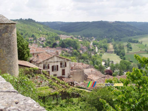 La vue depuis Cordes-sur-Ciel (216x)