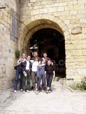 Thomas, Nabil, Cédric, Isabelle, Marie, Bernard & Virginie à Cordes-sur-Ciel (240x)