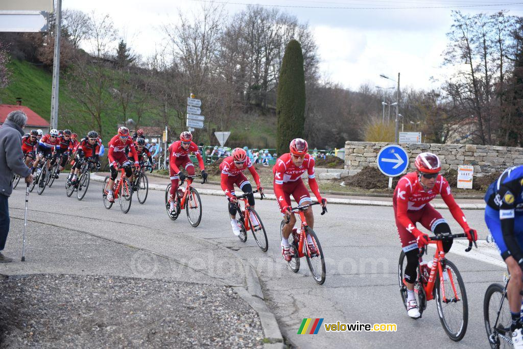 The Katusha team in the peloton in Mornant