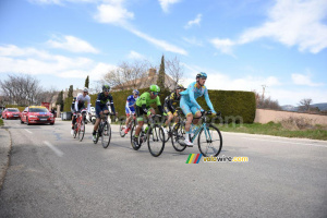 The breakaway at the foot of the Mont Ventoux (495x)