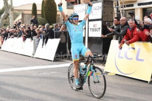 Alexey Lutsenko (Astana) celebrates his stage win (717x)