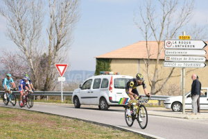 Antoine Duchesne (Direct Energie) rides away from the breakaway (597x)