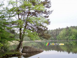 [Sidobre] A lake (214x)