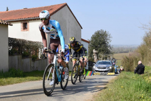 Maxime Daniel leading in the Côte des Gardes (845x)