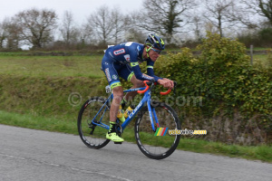 Yoann Offredo (Wanty-Groupe Gobert) chasing (729x)