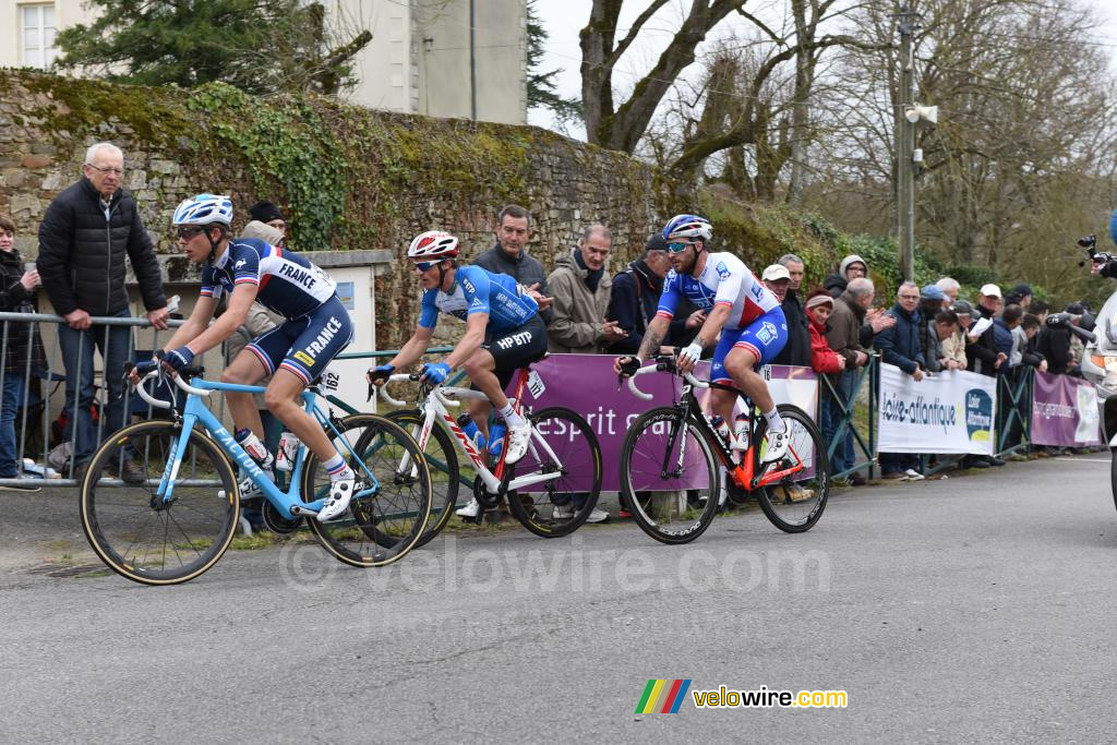 The breakaway on top of the côte de Saint Fiacre (2)