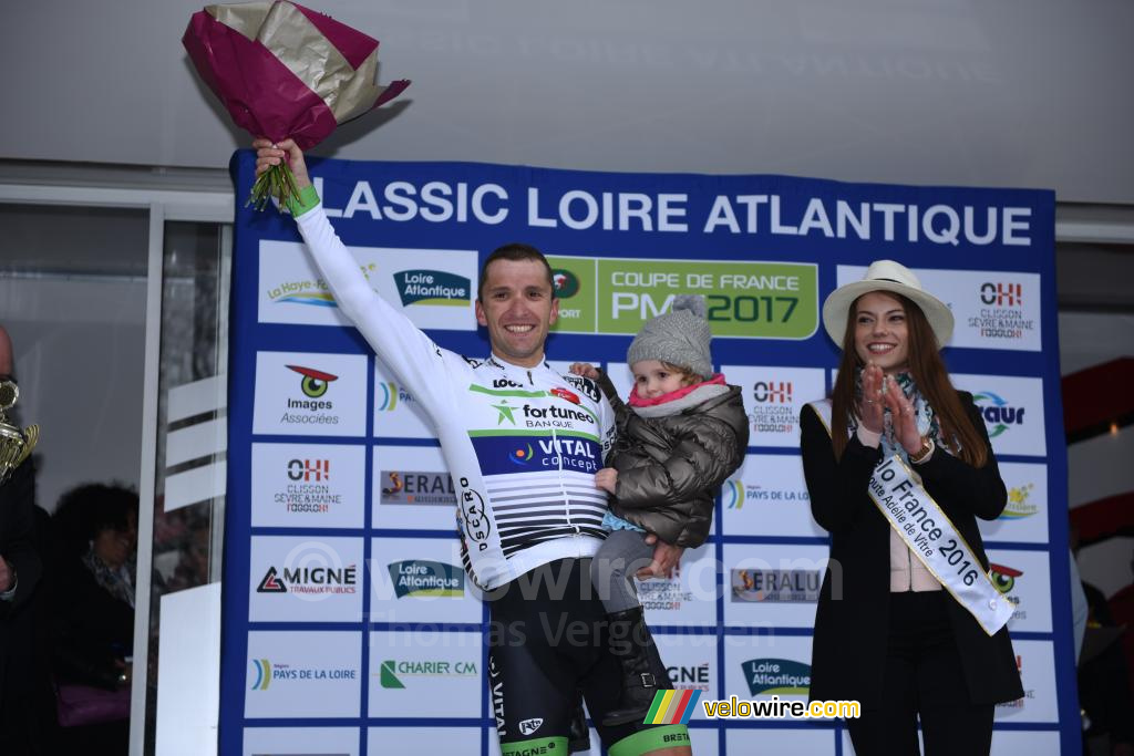 Laurent Pichon celebrates his victory with his daughter