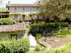 [Le Colombier] Jolie maison avec une cascade à l'intérieur (322x)