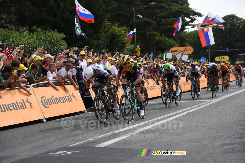 The sprint between Peter Sagan & Mike Teunissen