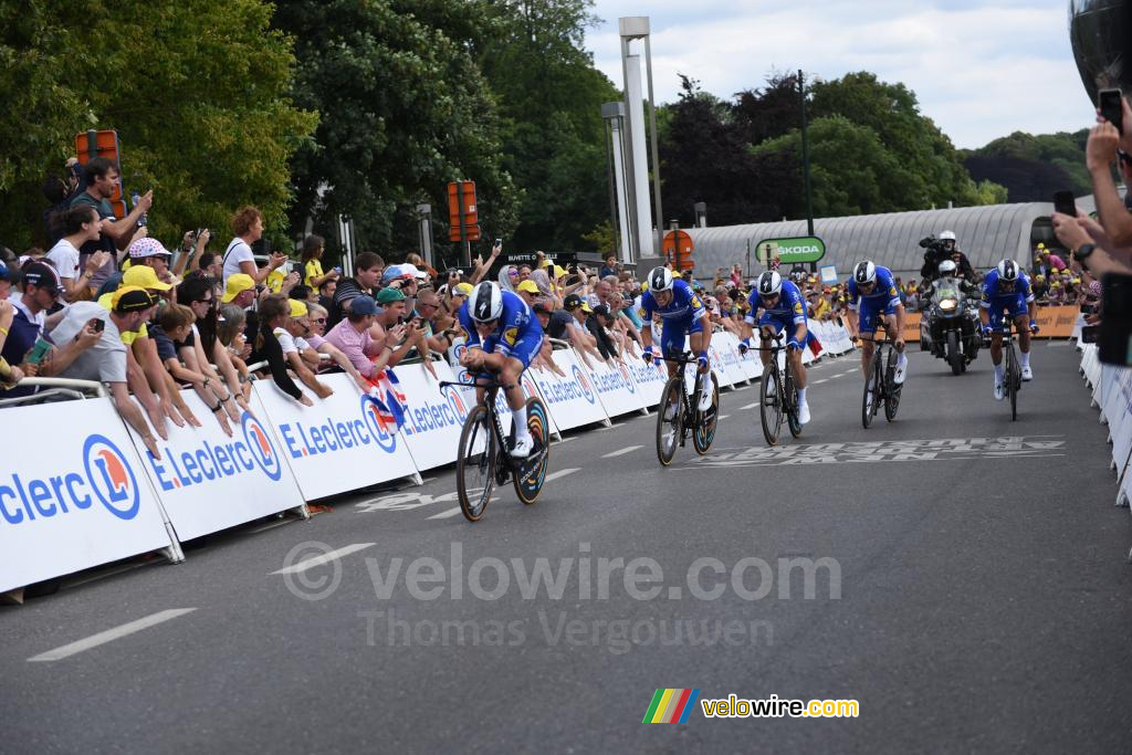 The Deceuninck - Quick-Step team