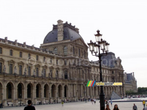The Louvre (458x)