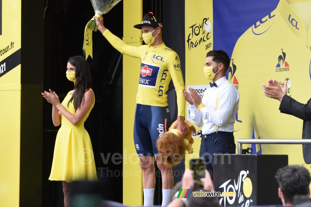 Mathieu van der Poel (Alpecin-Fenix), maillot jaune