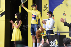 Mathieu van der Poel (Alpecin-Fenix), yellow jersey (246x)