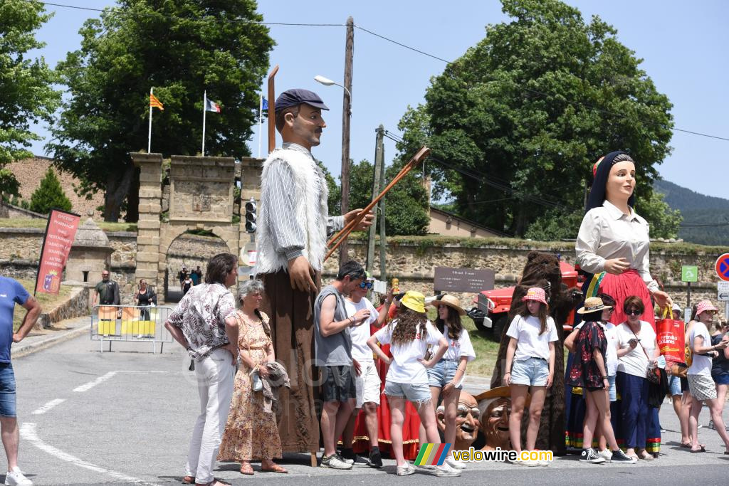 The giants in front of the Fort de Mont Louis