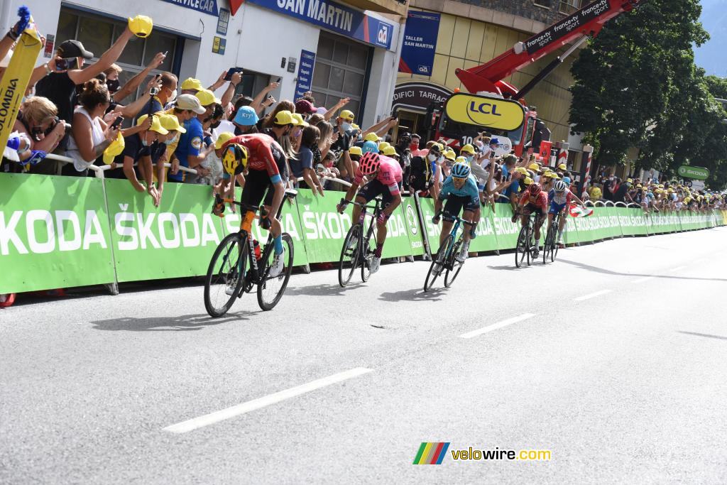 The sprint for the 3rd place in Andorra