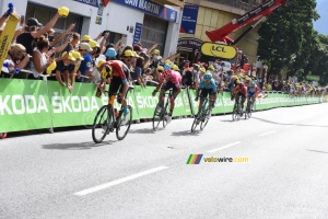 The sprint for the 3rd place in Andorra (278x)