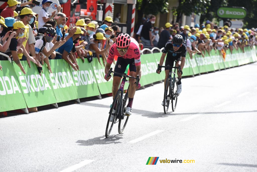 Neilson Powless (EF Education First-Nippo) & Mark Donovan (Team DSM)