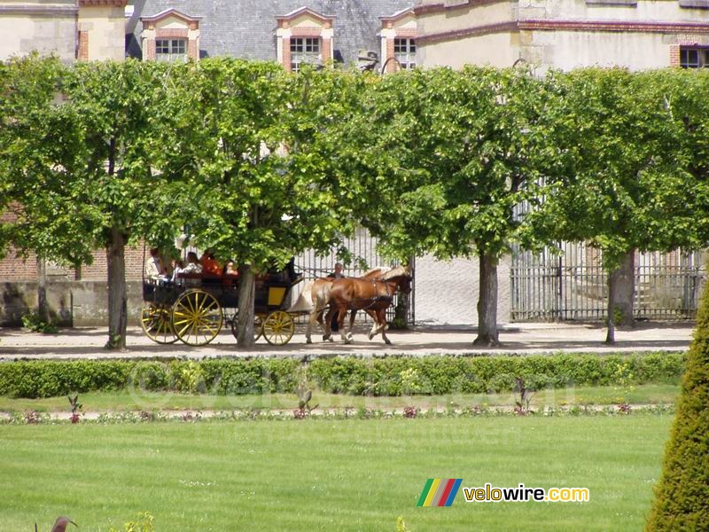 A carriage in the garden of the castle in Fontainebleau
