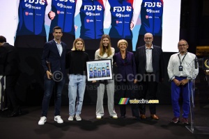 FDJ SUEZ Futuroscope, l'équipe vainqueure de la Coupe de France FDJ Femmes 2022 (401x)