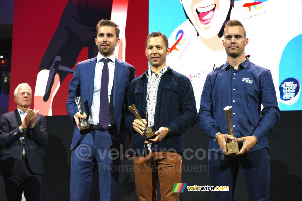 Het podium van de Coupe de France FDJ 2022 : Julien Simon (TotalEnergies), Amaury Capiot (Arkéa-Samsic) & Marc Sarreau (AG2R Citroën Team)