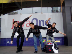 Romain, Anh & Fehmi @ JavaOne 2004 (249x)