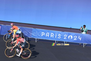The battle for the silver medal is won by Marianne Vos (Pays-Bas), ahead of Lotte Kopecky (Belgium) and Blanka Vas (Hungary) (2) (341x)